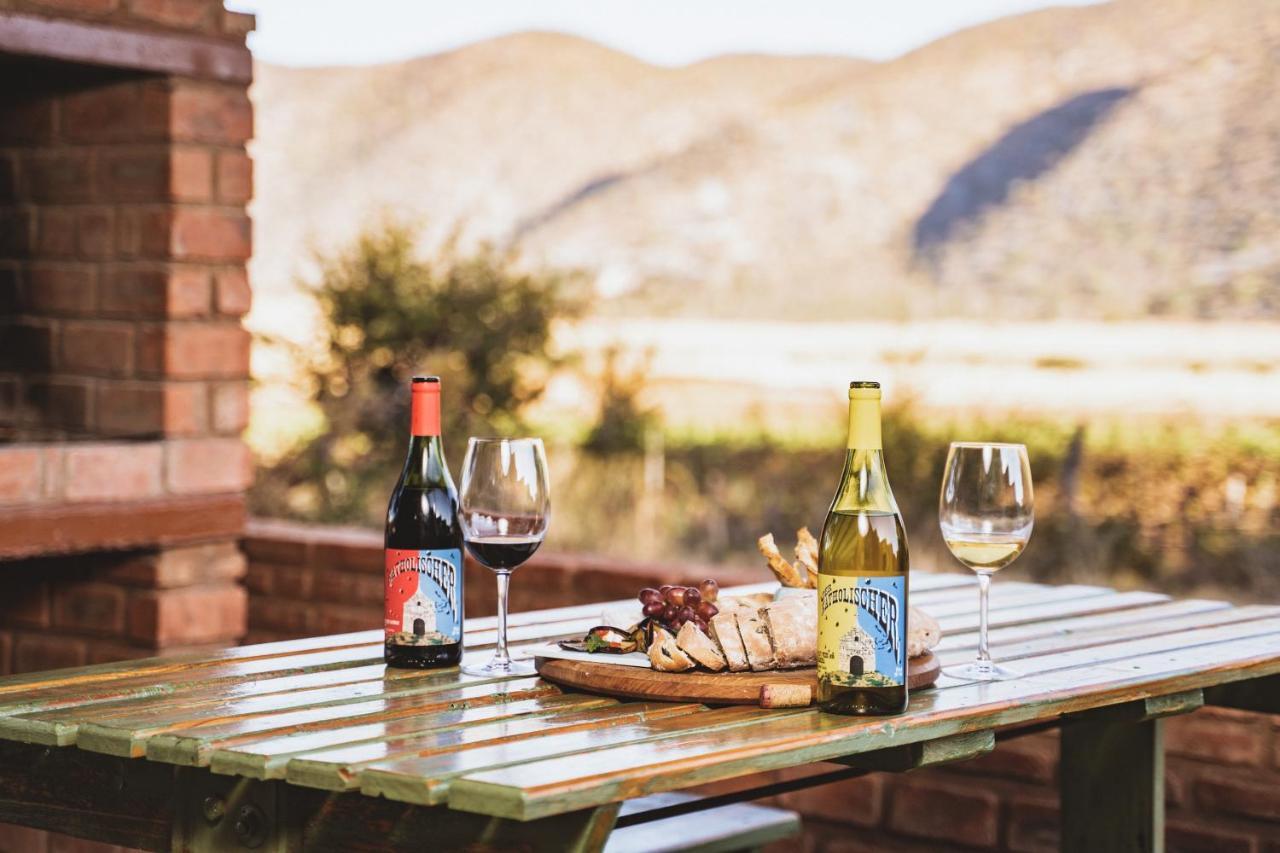 Otavi Vineyards Self-Catering & Camping ภายนอก รูปภาพ